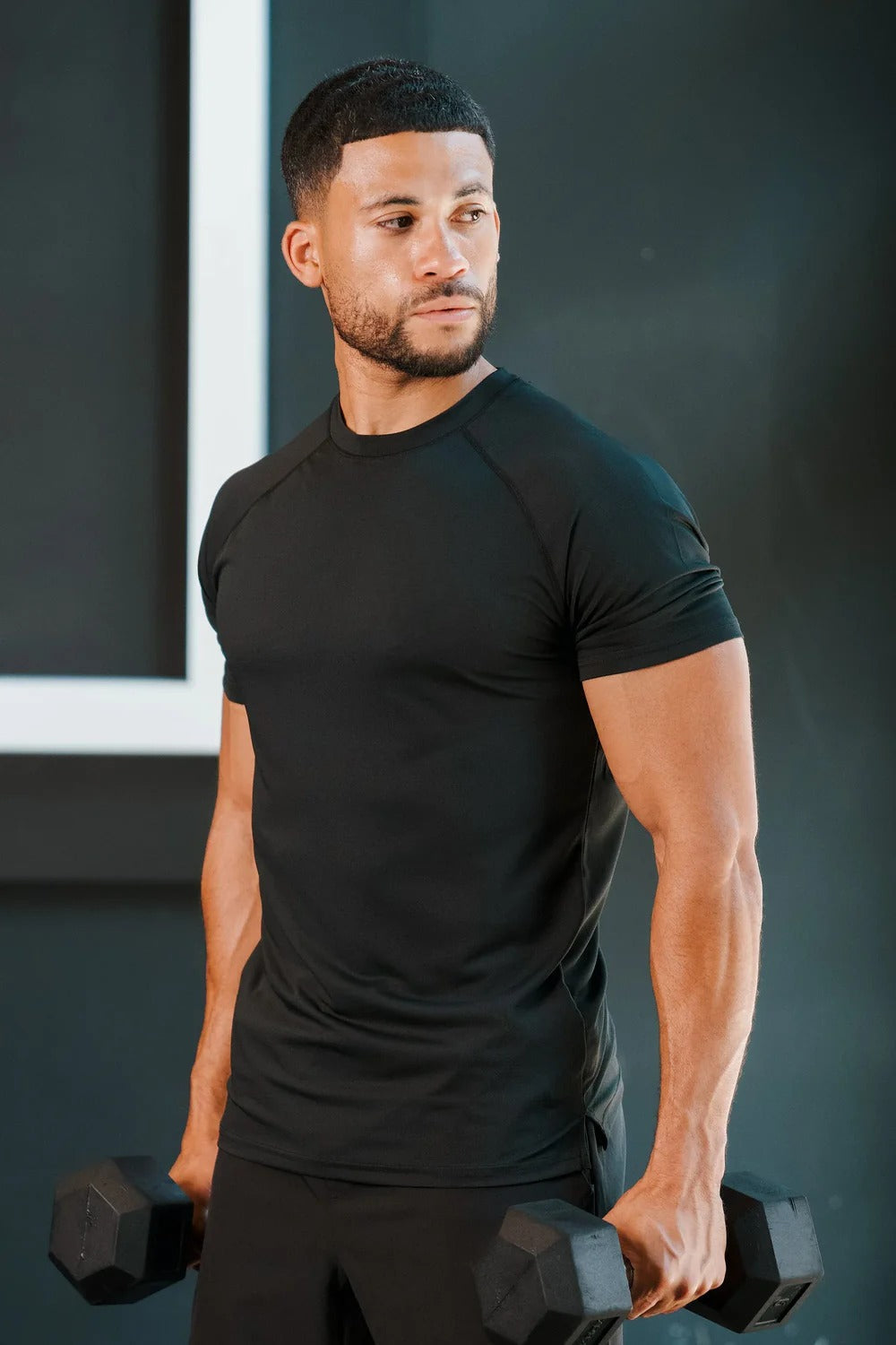 Muscle Fit Training Black T-Shirt Main image