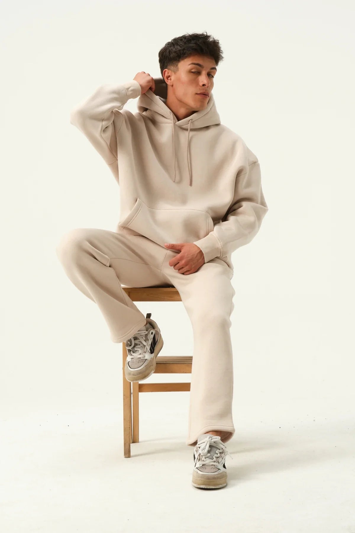 Men's oversized Hoodie In Biege Secondary image
